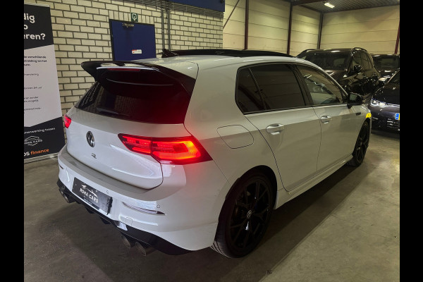Volkswagen Golf 2.0 TSI R 4Motion Performance AKRA