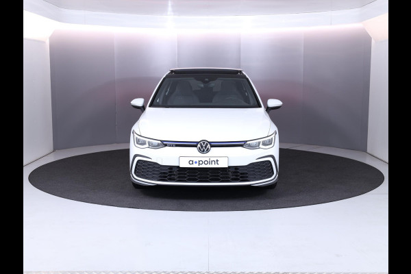Volkswagen Golf 1.4 eHybrid GTE 245 pk Automaat (DSG) | Navigatie | Panoramadak | Parkeersensoren (Park assist) | Achteruitrijcamera | Adaptieve cruise control | Stoelverwarming |