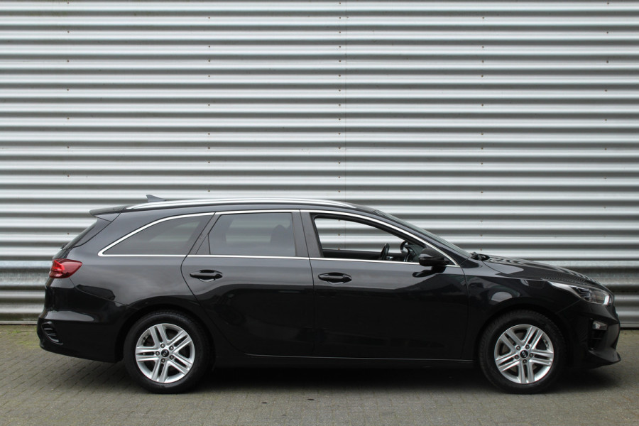 Kia Ceed Sportswagon 1.0 T-GDi 120pk DynamicPlusLine NL-Auto NAP Clima Cruise Navi Camera Carplay 16"LMV Trekhaak 1200kg