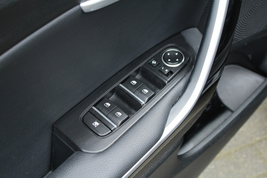 Kia Ceed Sportswagon 1.0 T-GDi 120pk DynamicPlusLine NL-Auto NAP Clima Cruise Navi Camera Carplay 16"LMV Trekhaak 1200kg