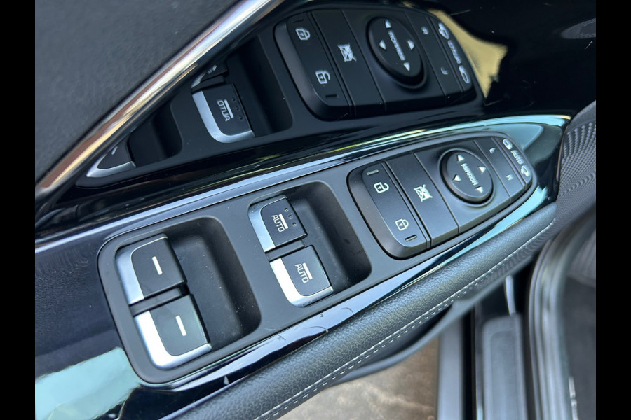 Kia Niro 1.6 GDi Hybrid DynamicLine Facelift Trekhaak Rijklaarprijs!