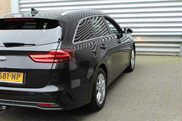 Kia Ceed Sportswagon 1.0 T-GDi 120pk DynamicPlusLine NL-Auto NAP Clima Cruise Navi Camera Carplay 16"LMV Trekhaak 1200kg