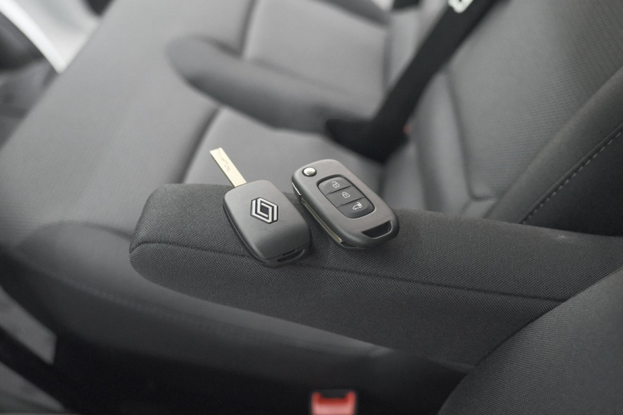 Renault Trafic 2.0 Blue dCi 130 T30 L2H1 Advance | Camera | Apple Carplay | Parkeersensoren