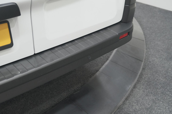 Renault Trafic 2.0 Blue dCi 130 T30 L2H1 Advance | Camera | Apple Carplay | Parkeersensoren
