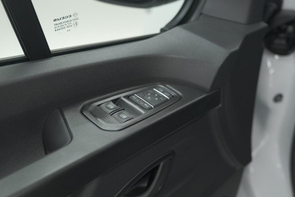 Renault Trafic 2.0 Blue dCi 130 T30 L2H1 Advance | Camera | Apple Carplay | Parkeersensoren