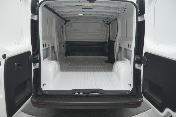 Renault Trafic 2.0 Blue dCi 130 T30 L2H1 Advance | Camera | Apple Carplay | Parkeersensoren