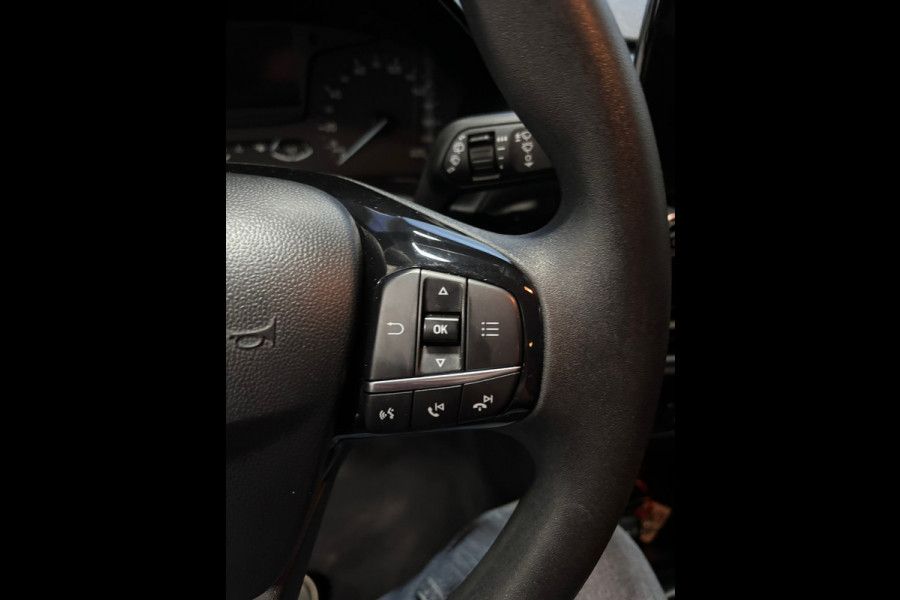 Ford Fiesta 1.1 Navi | Cruise | Bluetooth | Airco | Lane departure| PDC |Nieuwe type