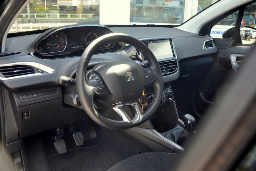 Peugeot 2008 1.2 PureTech Active | Navigatie | Airco | Trekhaak
