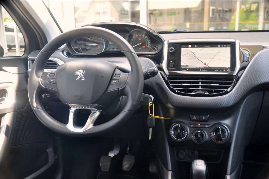 Peugeot 2008 1.2 PureTech Active | Navigatie | Airco | Trekhaak