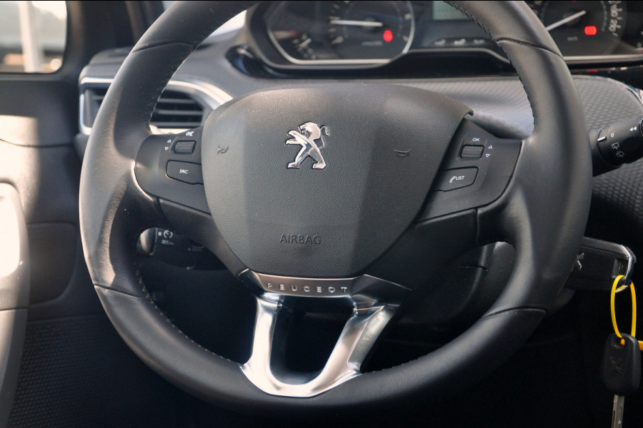 Peugeot 2008 1.2 PureTech Active | Navigatie | Airco | Trekhaak