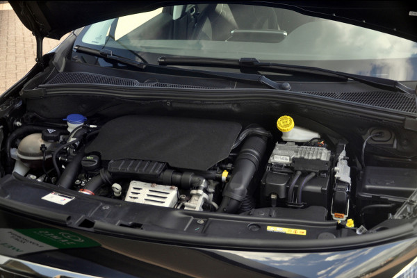 Peugeot 2008 1.2 PureTech Active | Navigatie | Airco | Trekhaak