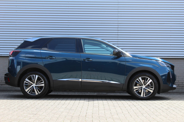 Peugeot 3008 1.6 HYbrid 225 Allure | Navigatie | Led | Bluetooth | Camera | All-Season