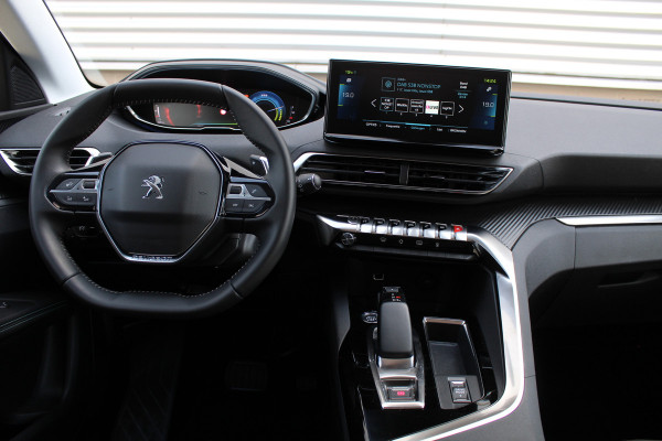 Peugeot 3008 1.6 HYbrid 225 Allure | Navigatie | Led | Bluetooth | Camera | All-Season