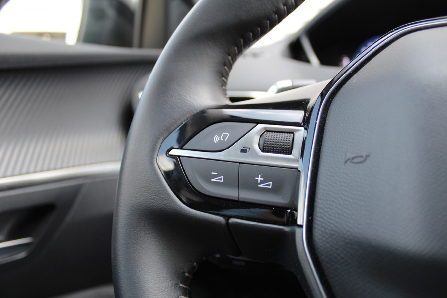 Peugeot 3008 1.6 HYbrid 225 Allure | Navigatie | Led | Bluetooth | Camera | All-Season