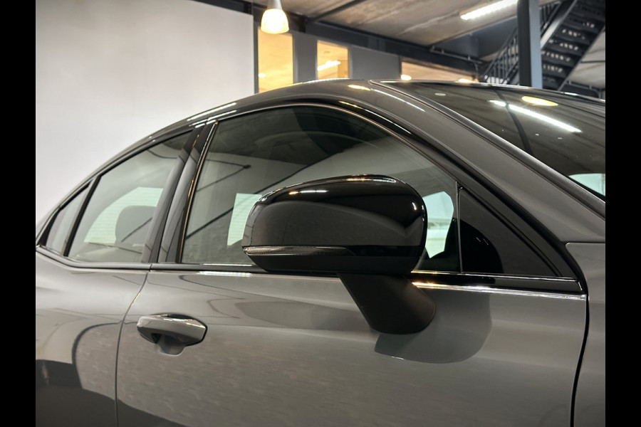 Volvo S60 350pk T6 AWD Long Range! | Plus Dark | Sportstoelen | Pilot-Assist | ACC | Memory | Leder | Trekhaak | Keyless-Entry | Thunder-Grey | Stoelverwarming V+A | Stuurverwarming | Full-LED | Carplay | Origineel NL | 19'' | Getint Glas |