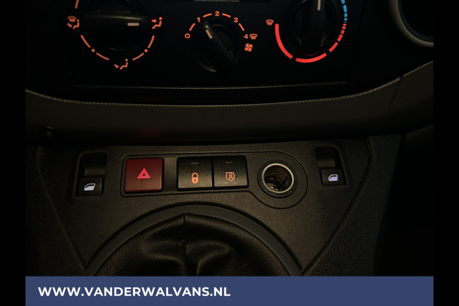 Peugeot Partner 1.6 BlueHDi 100pk L1H1 Euro6 Airco | Navigatie | Cruisecontrol | Trekhaak | Apple Carplay Parkeersensoren