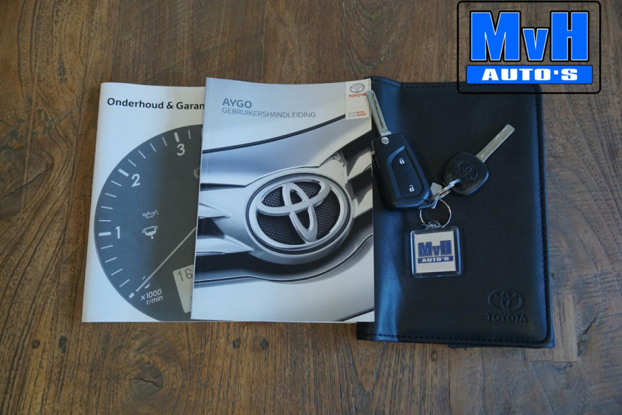 Toyota Aygo 1.0 VVT-i x|AIRCO|ORG.NL|LED|ISOFIX|CARBON