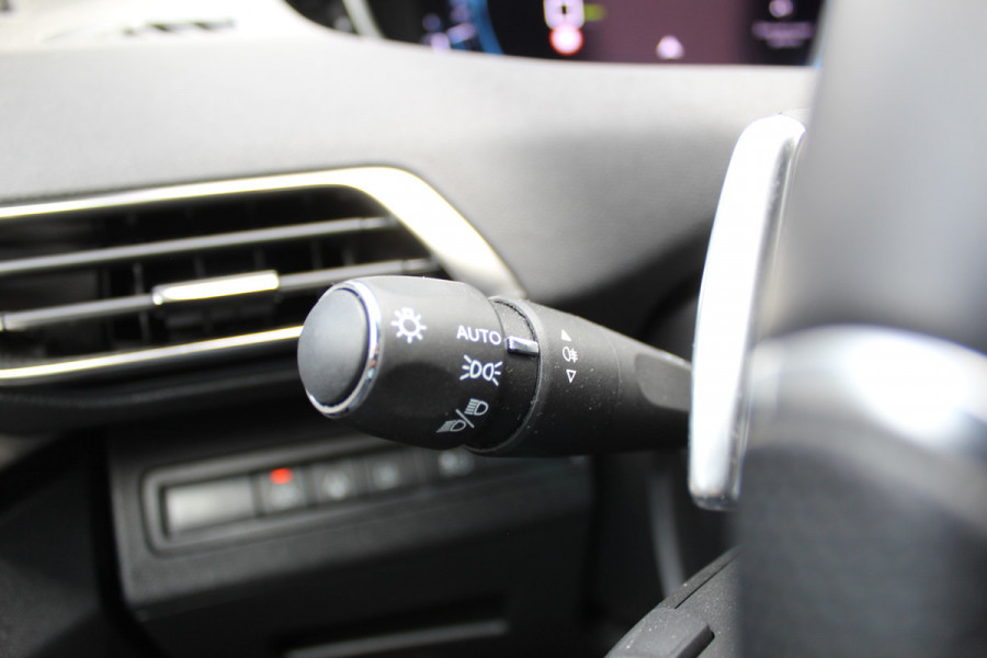 Peugeot 3008 1.6 HYbrid 225 GT | Trekhaakactie! | Nightvision | Massage | Leder | Navigatie | Adaptieve Cruise | BLIS