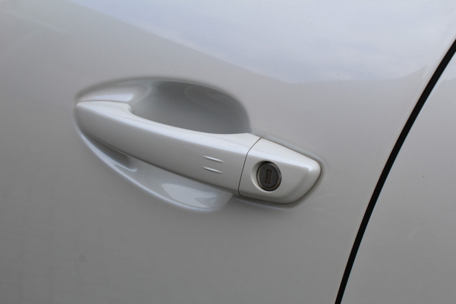 Peugeot 3008 1.6 HYbrid 225 GT | Trekhaakactie! | Nightvision | Massage | Leder | Navigatie | Adaptieve Cruise | BLIS