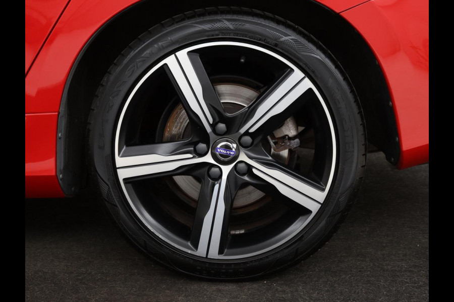 Volvo V60 2.0 T4 Business Sport