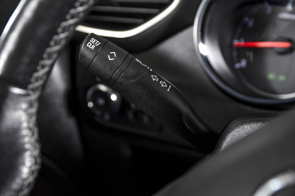 Opel Crossland 1.2 Turbo 130 PK Elegance - Automaat | Cruise | Stoel-+Stuurverw. | Camera | PDC | NAV + App.Connect | EEC | DAB | LM 16" | Trekhaak |