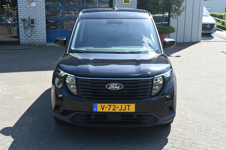 Ford Transit Courier 1.0i EcoBoost Limited Adaptive cruise control, Navigatie met camera