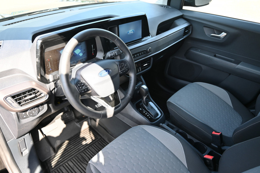 Ford Transit Courier 1.0i EcoBoost Limited Adaptive cruise control, Navigatie met camera