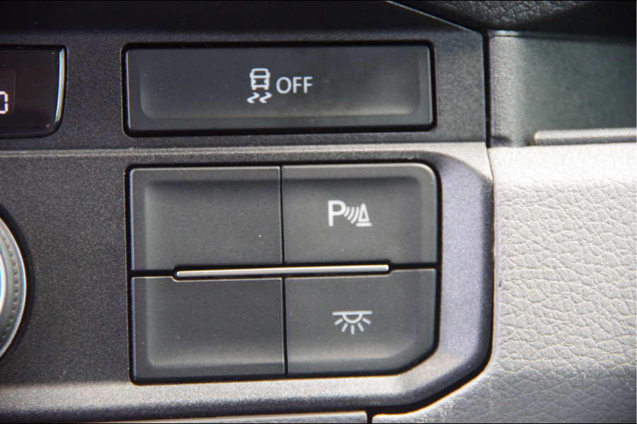 MAN TGE 3.180 35 2.0 L3H3 3-ZITS, AUT. LED, TREKHAAK, CAMERA, CRUISE, CLIMA, NAVI, PDC RONDOM, LEDER STUUR, STUUR VERWARMING, VOORRUIT V