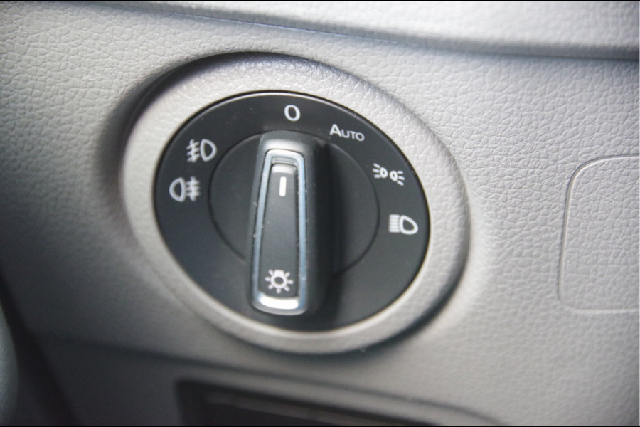 MAN TGE 3.180 35 2.0 L3H3 3-ZITS, AUT. LED, TREKHAAK, CAMERA, CRUISE, CLIMA, NAVI, PDC RONDOM, LEDER STUUR, STUUR VERWARMING, VOORRUIT V