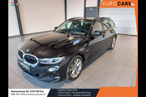 BMW 3 Serie Touring 320e Climate control Adaptive cruise control Parkeersensoren Navigatie LED Apple Carplay/ Android Auto