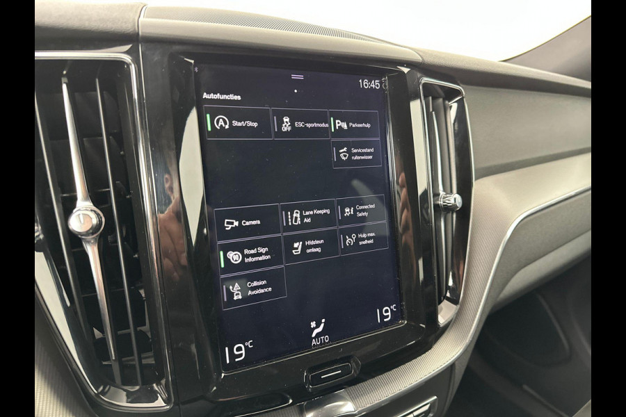 Volvo XC60 2.0 D4 R-Design Leder Camera Trekhaak