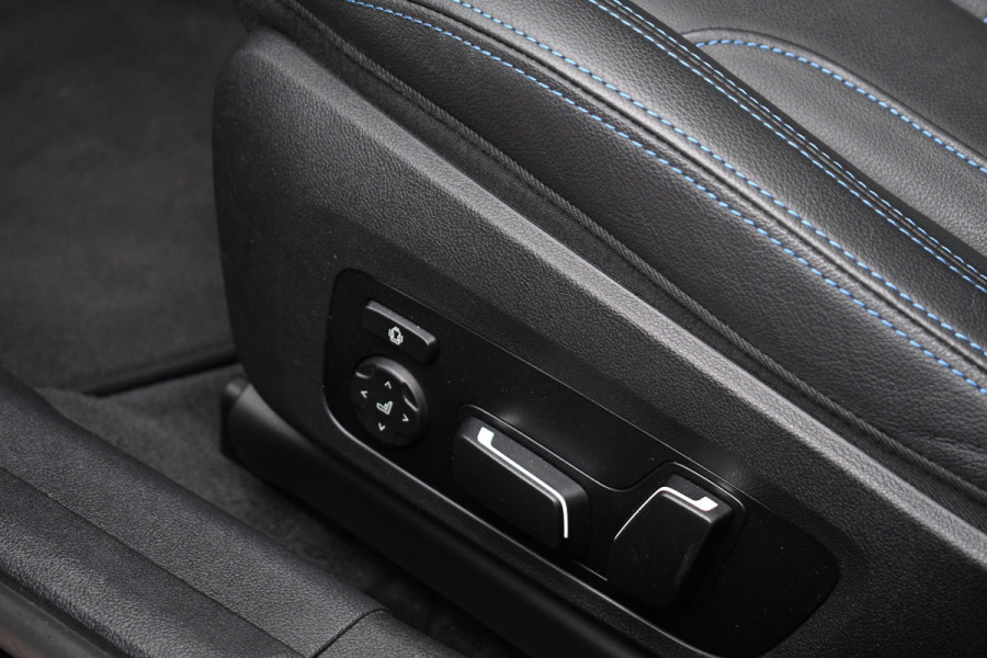 BMW 3 Serie Touring 330e xDrive M-Sport Pano ACC H/K 360 HUD El-zetel 19inch