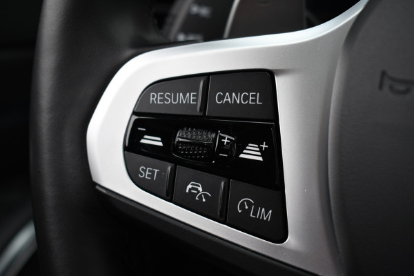 BMW 3 Serie Touring 330e xDrive M-Sport Pano ACC H/K 360 HUD El-zetel 19inch