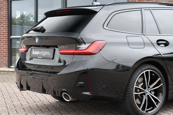 BMW 3 Serie Touring 330e xDrive M-Sport Pano ACC H/K 360 HUD El-zetel 19inch