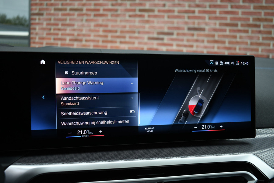 BMW 3 Serie Touring 330e xDrive M-Sport Pano ACC H/K 360 HUD El-zetel 19inch