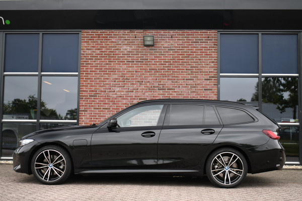 BMW 3 Serie Touring 330e xDrive M-Sport Pano ACC H/K 360 HUD El-zetel 19inch
