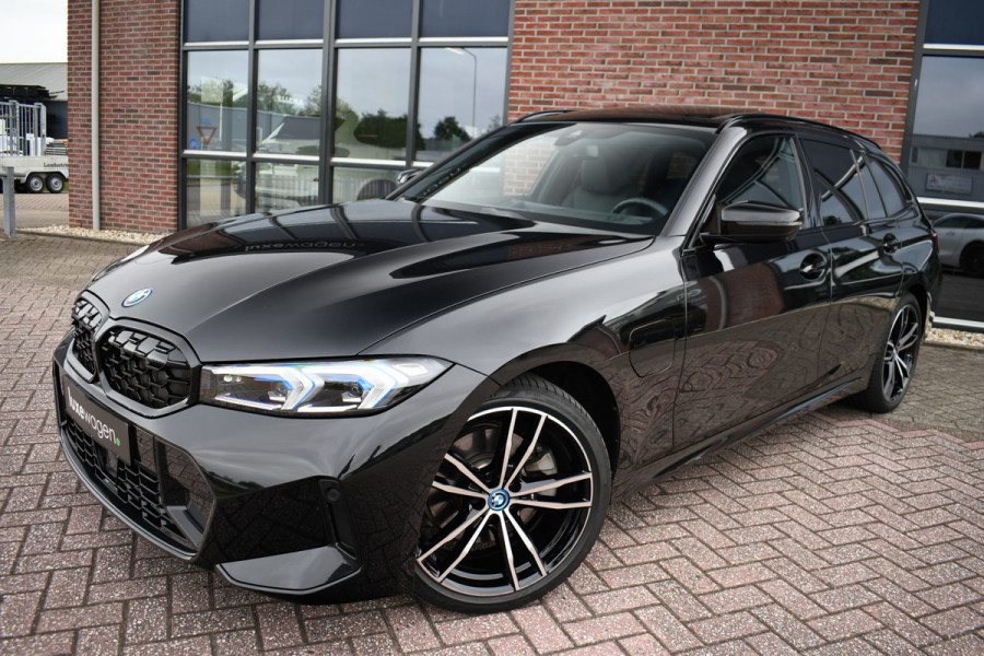 BMW 3 Serie Touring 330e xDrive M-Sport Pano ACC H/K 360 HUD El-zetel 19inch