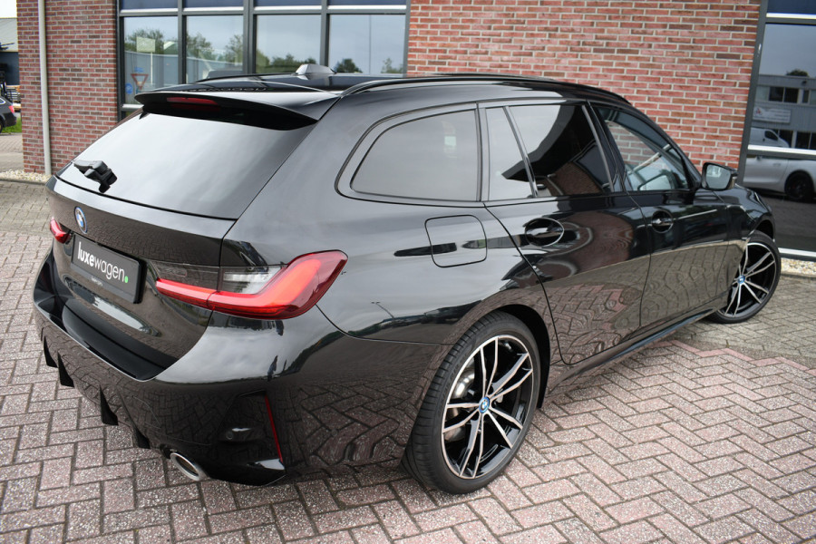 BMW 3 Serie Touring 330e xDrive M-Sport Pano ACC H/K 360 HUD El-zetel 19inch