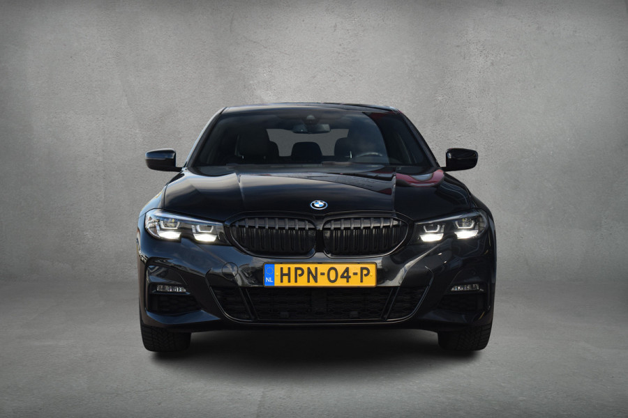BMW 3-serie 330e High Executive | M-Sport | Shadow Line | Half Leer | Virtual