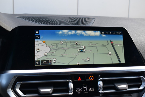 BMW 3-serie 330e High Executive | M-Sport | Shadow Line | Half Leer | Virtual