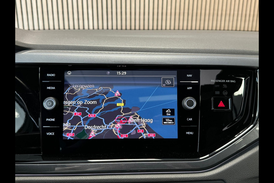 Volkswagen Polo 1.0 TSI 116PK Highline R-Line PANORAMADAK NAVIGATIE APPLE CARPLAY