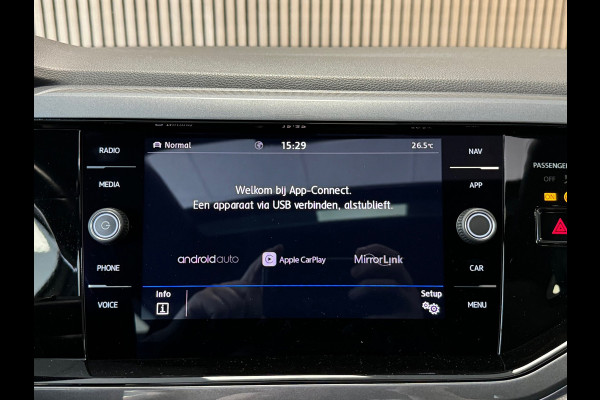 Volkswagen Polo 1.0 TSI 116PK Highline R-Line PANORAMADAK NAVIGATIE APPLE CARPLAY