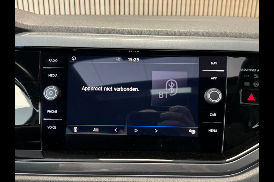 Volkswagen Polo 1.0 TSI 116PK Highline R-Line PANORAMADAK NAVIGATIE APPLE CARPLAY