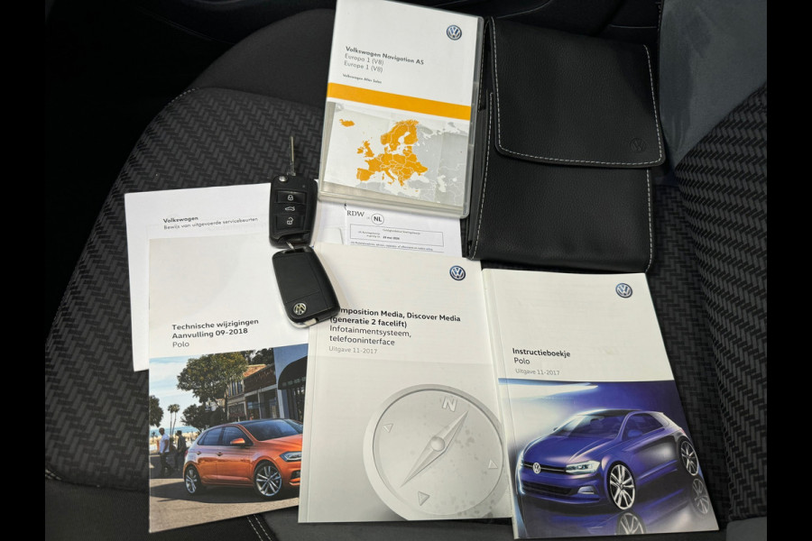 Volkswagen Polo 1.0 TSI 116PK Highline R-Line PANORAMADAK NAVIGATIE APPLE CARPLAY