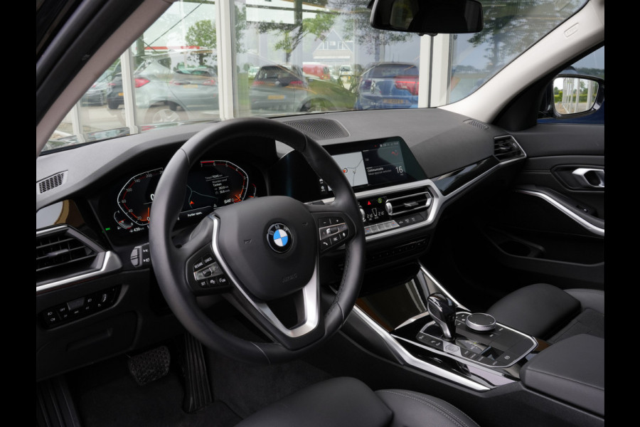 BMW 3 Serie Touring 318i Executive Edition | Adaptive Cruise | Navigatie | DAB | Virtual