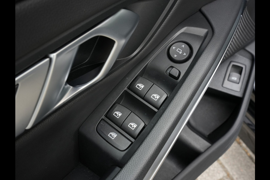 BMW 3 Serie Touring 318i Executive Edition | Adaptive Cruise | Navigatie | DAB | Virtual