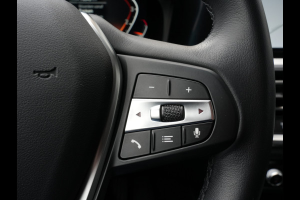 BMW 3 Serie Touring 318i Executive Edition | Adaptive Cruise | Navigatie | DAB | Virtual