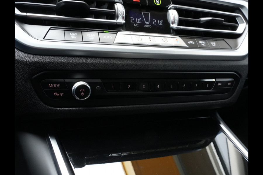 BMW 3 Serie Touring 318i Executive Edition | Adaptive Cruise | Navigatie | DAB | Virtual
