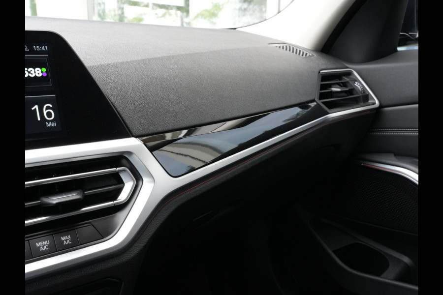BMW 3 Serie Touring 318i Executive Edition | Adaptive Cruise | Navigatie | DAB | Virtual