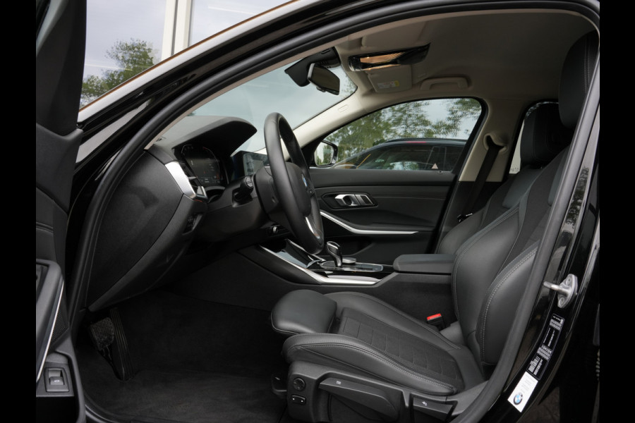 BMW 3 Serie Touring 318i Executive Edition | Adaptive Cruise | Navigatie | DAB | Virtual